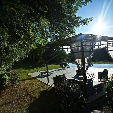 Chateau Des Cinq Cantons Guest house Carpentras