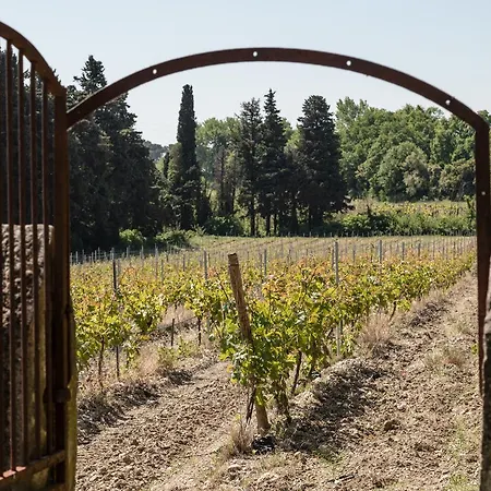 Chateau Des Cinq Cantons Guest house